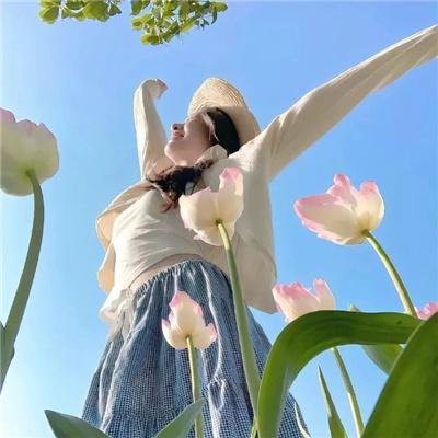 埃莱扎·施莱辛格：战妆